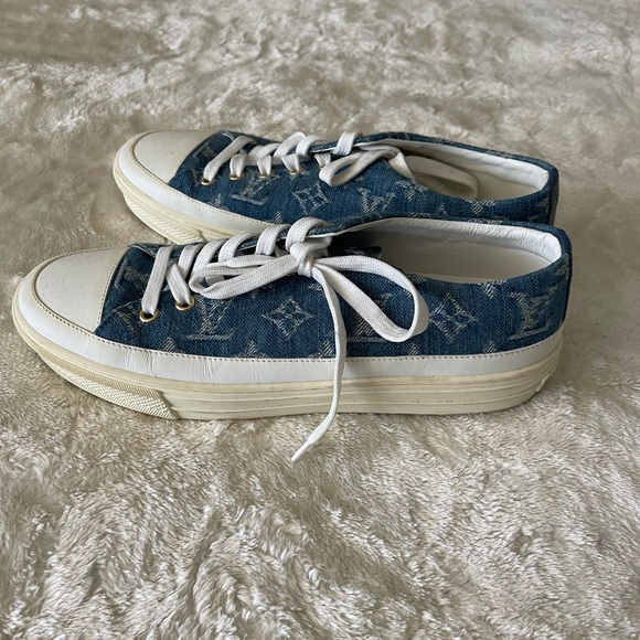 LOUIS VUITTON Stellar Low Top Denim Blue Sneakers - Picture 5 of 10